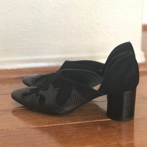 Black modern Zara bootie shoe